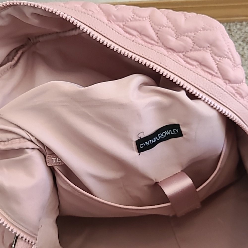 Cynthia Rowley Pink Quilted Women's Bag - Picture 6 of 10